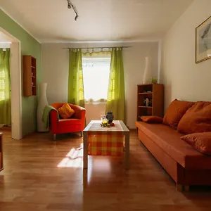 Flat2let 1 Apartment